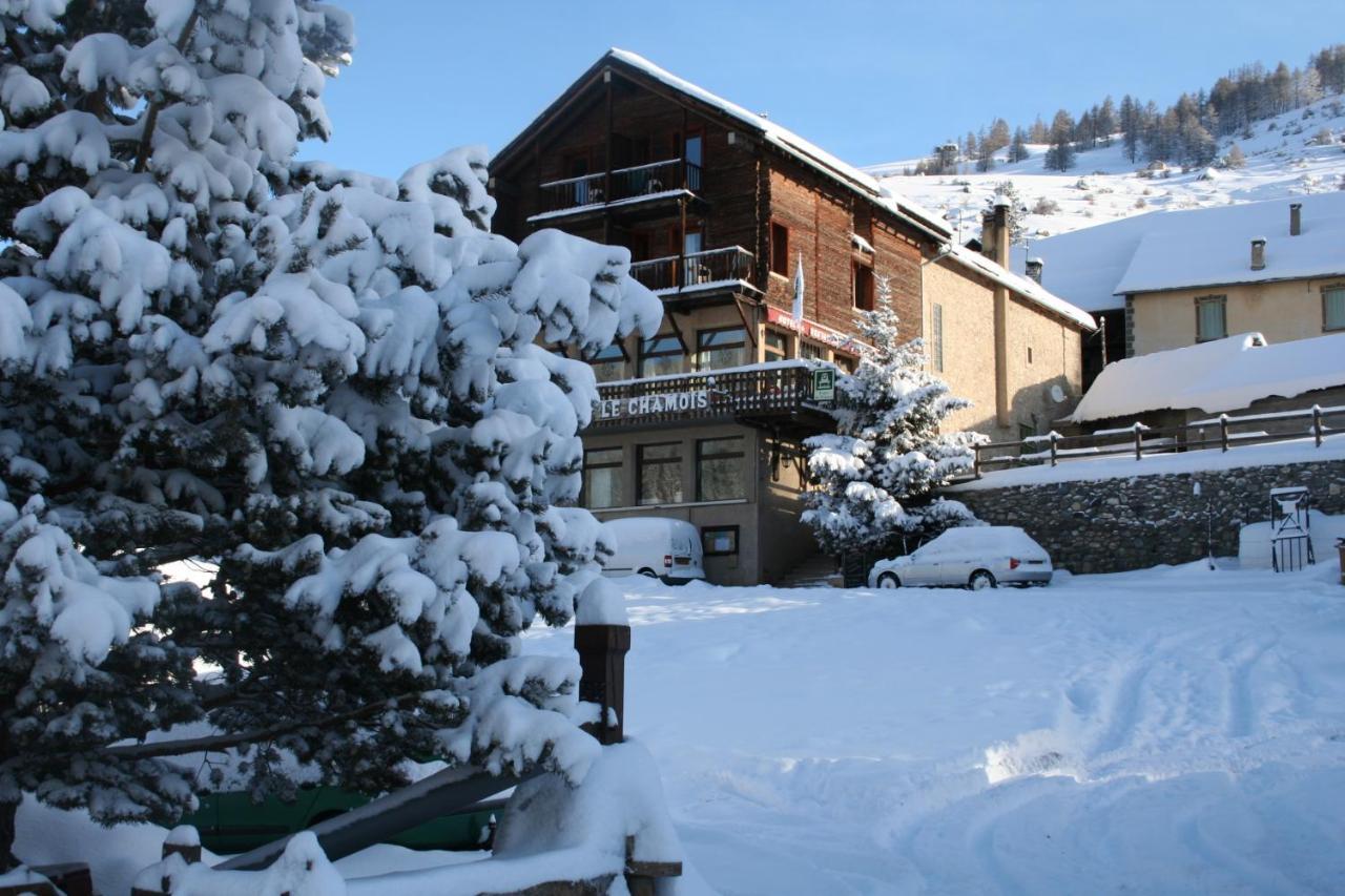 Hotel Le Chamois Logis Molines-en-Queyras Exteriör bild