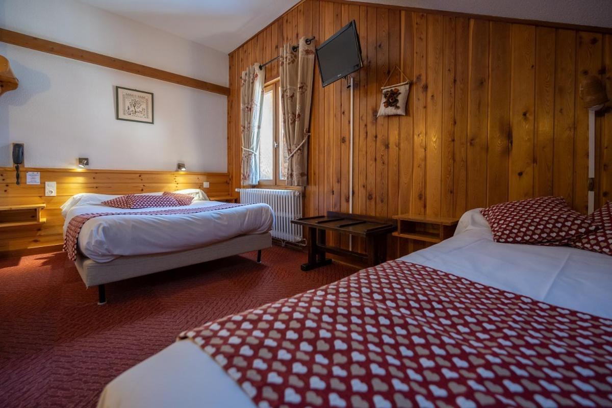 Hotel Le Chamois Logis Molines-en-Queyras Exteriör bild