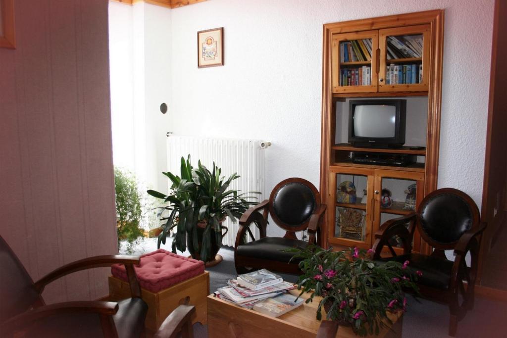 Hotel Le Chamois Logis Molines-en-Queyras Exteriör bild