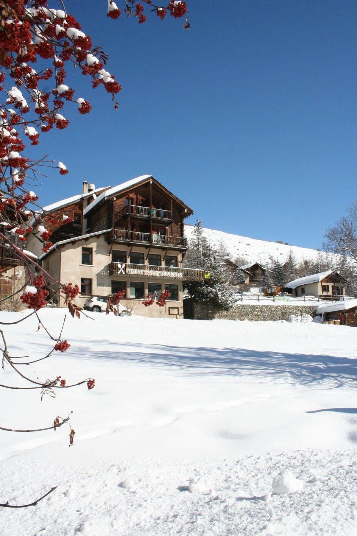 Hotel Le Chamois Logis Molines-en-Queyras Exteriör bild